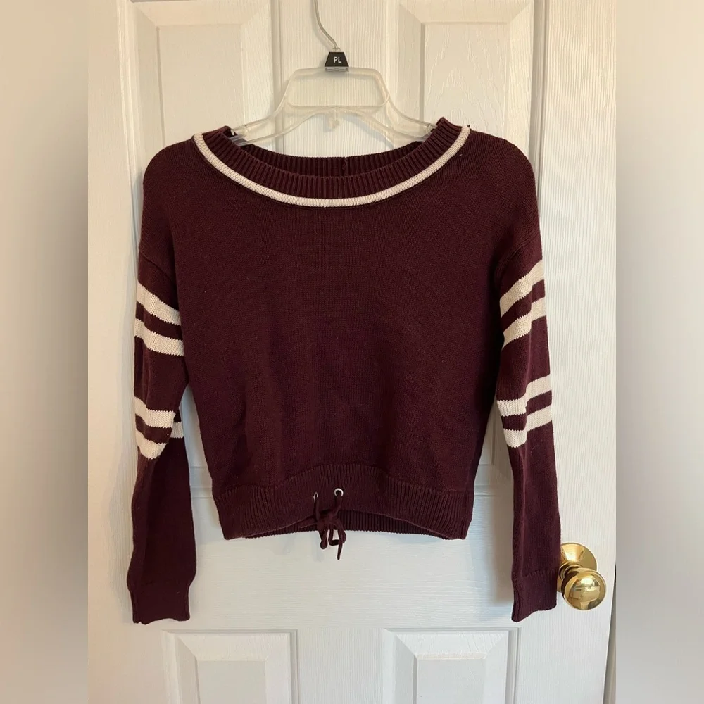 Sweater - Picture 1 of 3